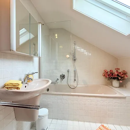 Bellevue Apartment
