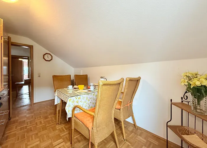 Bellevue * Зипплинген